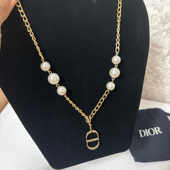 Dior Logo Charm - Picture 2 of 5